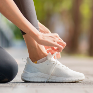 Women's sports shoes